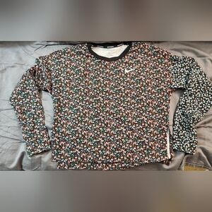 Floral Patterned Nike Long Sleeve‎
